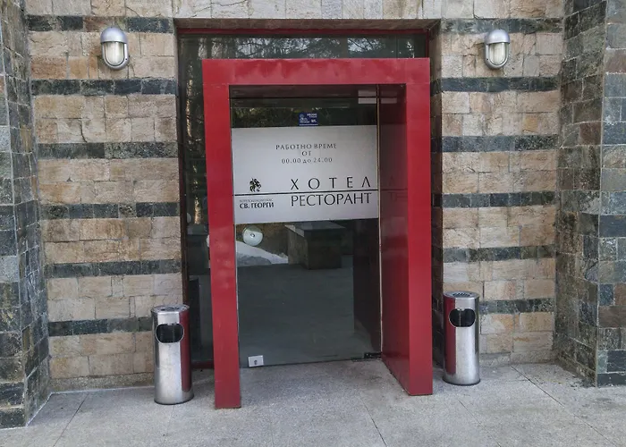 Ξενοδοχείο Family Saint George 3*