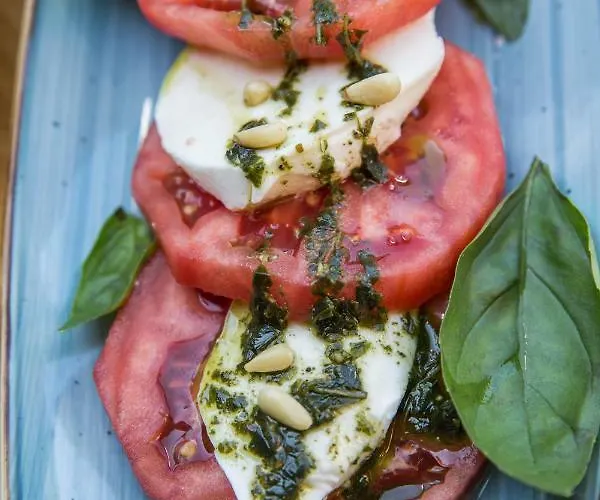 Ξενοδοχείο Family Saint George