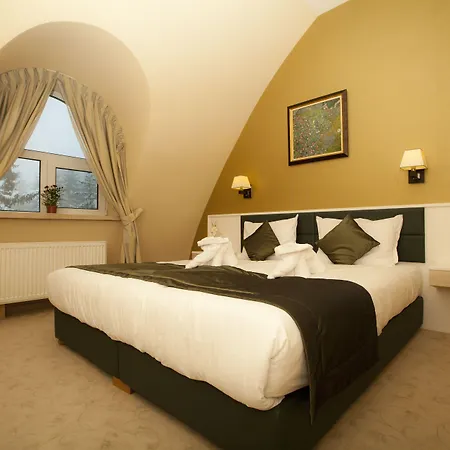 Family Saint George Hotel 3*