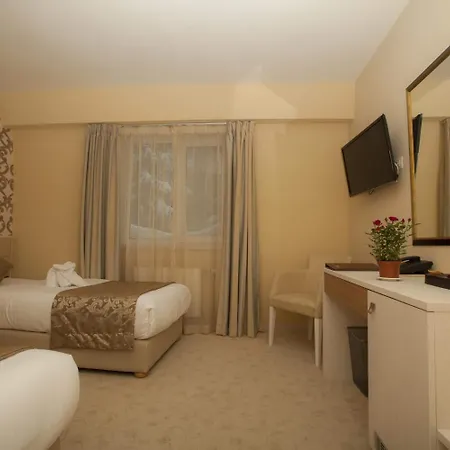 Family Saint George 3*